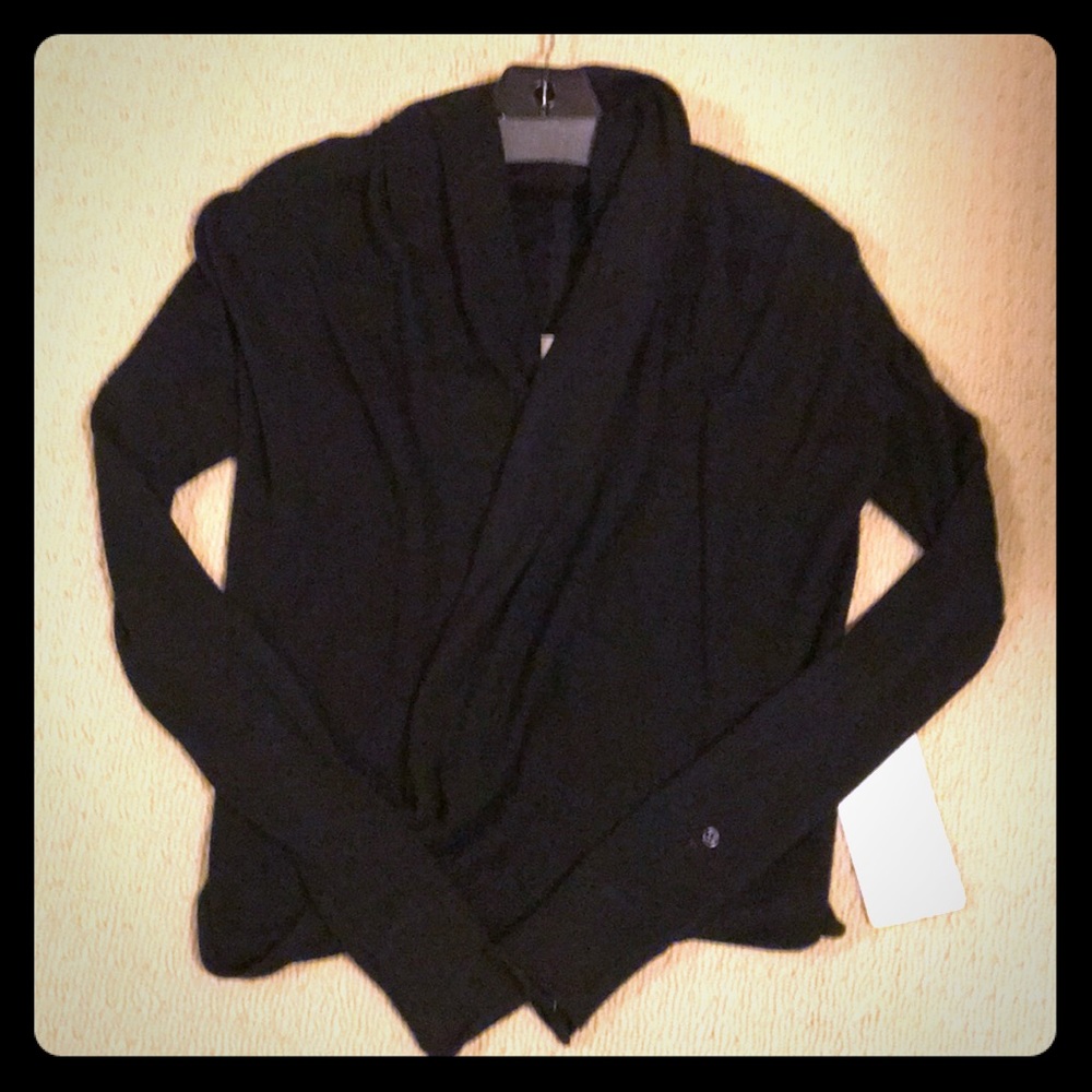 NWT Lululemon Iconic Wrap Sweater